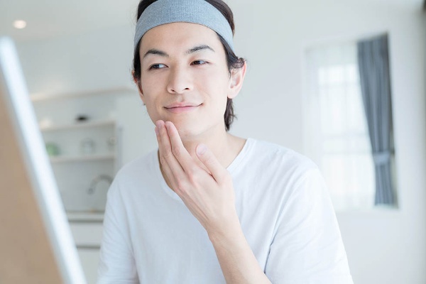 【化粧品】「美容はダサい」は古い　中高年男性がハマる“スキンケア沼”の正体
